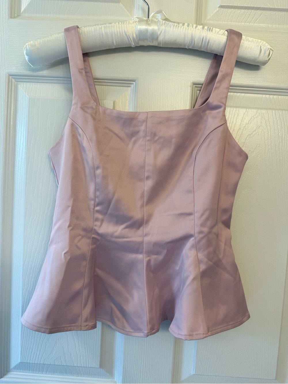 Sleeveless Square-Neck Peplum Top in Blush Pink